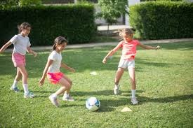 以剑会友 竞逐湖城 2025贵阳击剑公开赛在清镇启幕